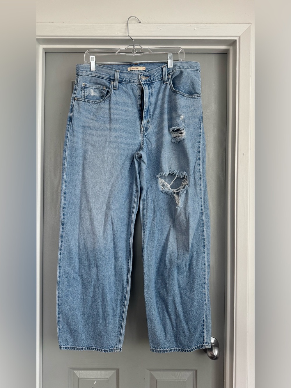 Levi's Light Blue Relaxed Fit Distressed Men’s Jeans